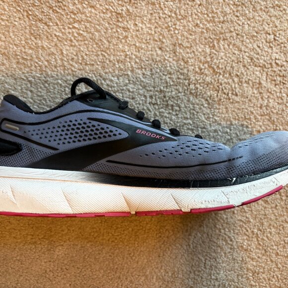 Brooks Trace 2 Women's Running Shoes Size 11B Purple Black 1203751B533 - Picture 6 of 10